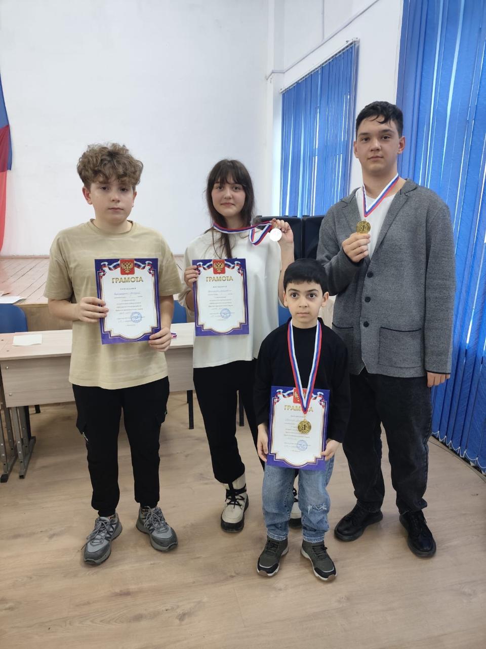 Соревнования по шахматам.